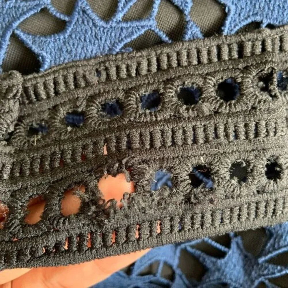 Few Moda Star Lace Mini Dress - Picture 11 of 11